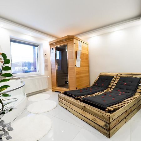 Luxe Apartments Ljutomer Bagian luar foto
