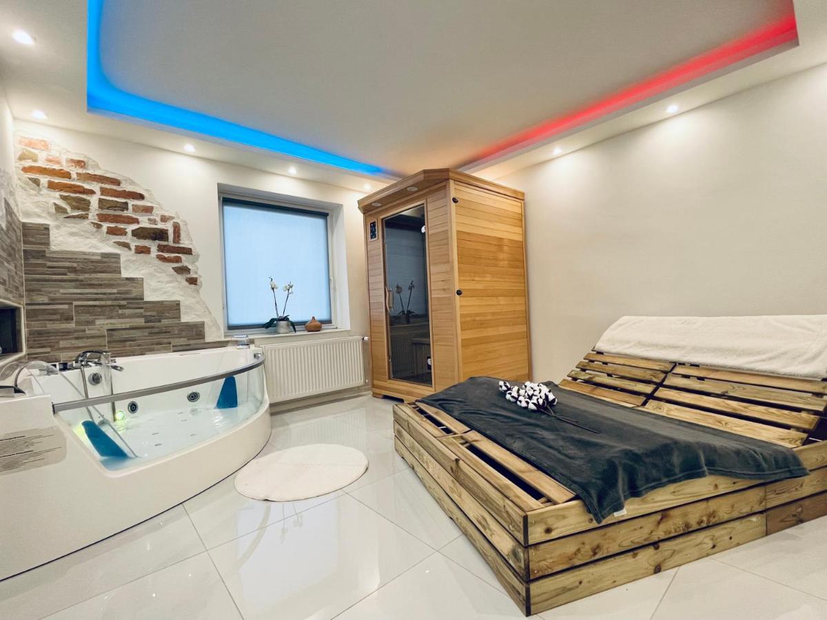Luxe Apartments Ljutomer Bagian luar foto