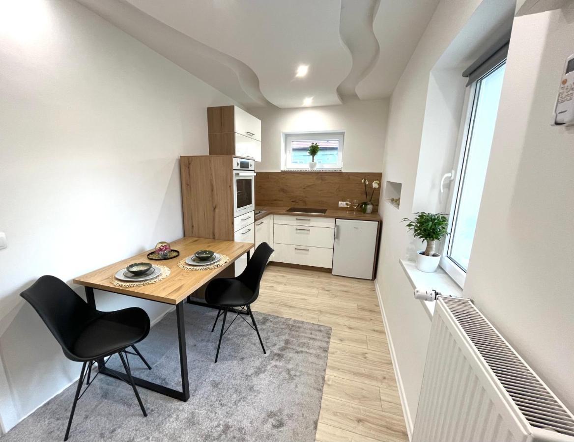 Luxe Apartments Ljutomer Bagian luar foto